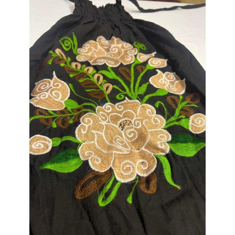 Black Embroidered Floral Halter Mini Dress Open Back Smocked Neck M Vacation - Picture 4 of 8